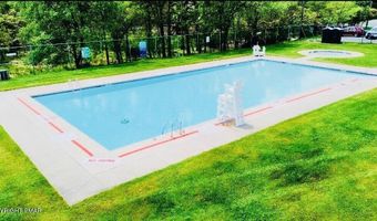 4 Wylie Cir, Albrightsville, PA 18210