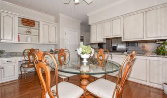 2447 OAKWOODS Ln, Alexander City, AL 35010