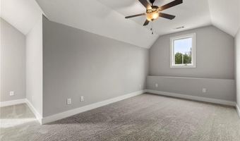 0004 HUNTERS HILL Ln, Auburn, AL 36830