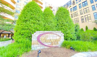 7111 WOODMONT Ave 103, Bethesda, MD 20815