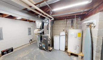 705 Glenview Dr, Albert Lea, MN 56007