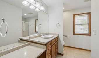 904 Cottage St, Adel, IA 50003