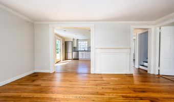 45 Old Phinney's Ln, Barnstable, MA 02630