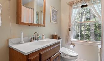 175 Buck N Doe Trl, Augusta, ME 04330