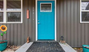 309 Southview Ave, Ava, MO 65608