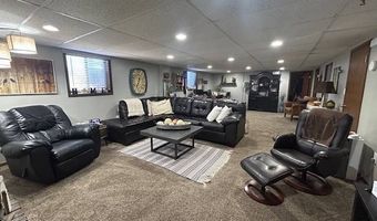 221 1st E St, Bottineau, ND 58318