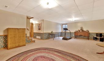 710 Lakewood Ct, Augusta, KS 67010