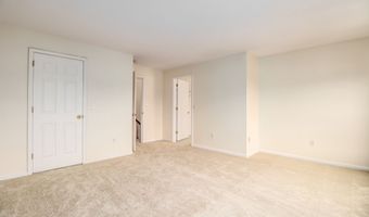 2303 Eaton Ct 2303, Danbury, CT 06811