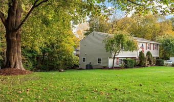 25 Manville Hill Rd, Cumberland, RI 02864