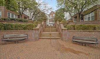 801 S GREENBRIER St 412, Arlington, VA 22204