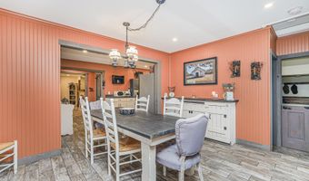 216 Main St, Middletown, NJ 07748
