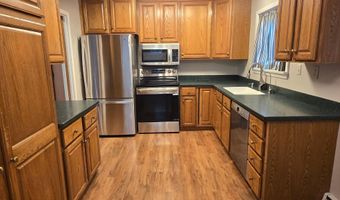 305 20th St NW, Austin, MN 55912