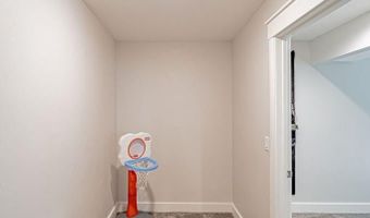 4878 Torcello Dr, Ammon, ID 83406
