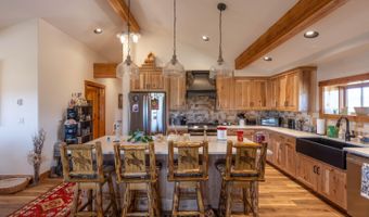30 VISTA Rd, Cora, WY 82925