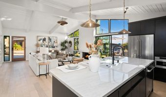 2526 Aster St, San Diego, CA 92109