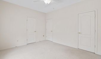 21565 CENTER POINT Cir, Ashburn, VA 20147