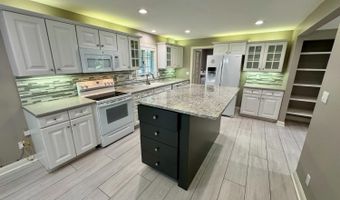 6730 Bennett Rd, Anderson Twp., OH 45230