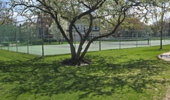 1955 N Stillwater Rd, Arlington Heights, IL 60004