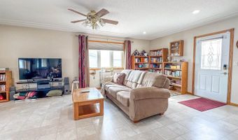3015 Colorado Dr, Bismarck, ND 58503