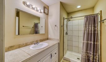 935 Glen Dr, Bullhead City, AZ 86442