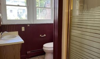 277 Pearl St, Bangor, ME 04401