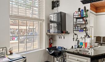 1 CHURCH St, Allentown, NJ 08501