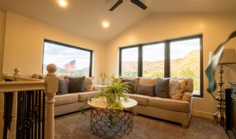 425 S PIONEER St, Colorado City, AZ 86021