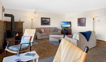 17744 N HIGHWAY 101 B204, Brookings, OR 97415