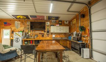 702 260Th St, Algona, IA 50511