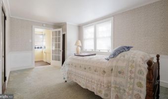 1081 WYNNWOOD Rd, Abington, PA 19001