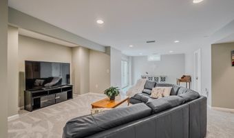 44120 MERRYWOOD Ct, Ashburn, VA 20147