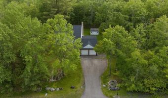 299 Scenic Dr, Blakeslee, PA 18610