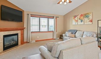2273 Antler Rdg, Asbury, IA 52002