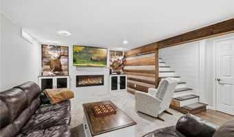 1204 Columbus Ave, Albert Lea, MN 56007