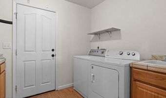 1122 Dixie Ln, Fernley, NV 89408