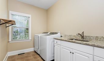 205 Graylyn Dr, Anderson, SC 29621