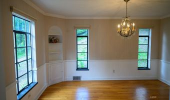 1 Northwood Dr, Athens, OH 45701