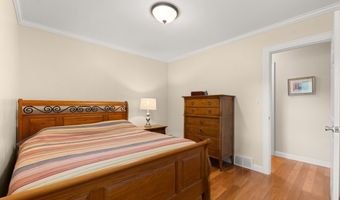 1319 Glamorgan St, Alliance, OH 44601
