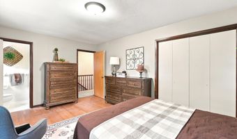1001 Hickory Hills Dr, Angola, IN 46703