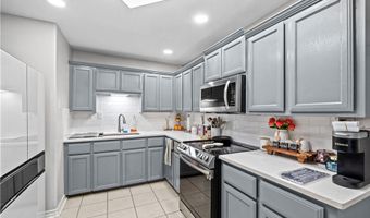 1103 Vela St, Alice, TX 78332
