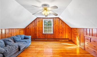 4 Tattersall Dr, Lincoln, RI 02865