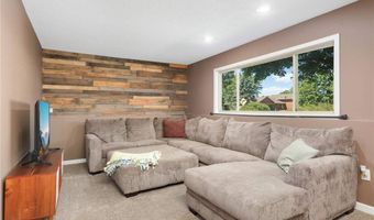 13526 Narcissus St NW, Andover, MN 55304