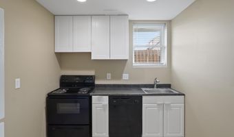 4415 ROBERTS Ave, Annandale, VA 22003
