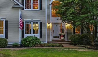 4 Brushwood Dr, Atkinson, NH 03811