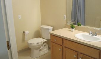 2806 Barclay Way, Ann Arbor, MI 48105