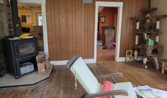 158 Macintosh Hill Rd, Bethel, VT 05032