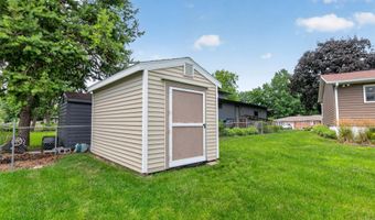 2944 Monroe Dr, Ames, IA 50010