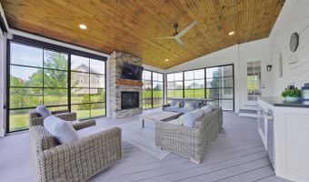41744 IVY GLEN Ct, Ashburn, VA 20148