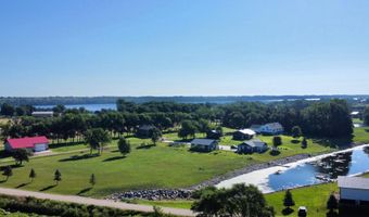 48103 Grace Ln, Big Stone City, SD 57216