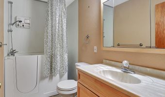 19411 Klondike St, Chugiak, AK 99567